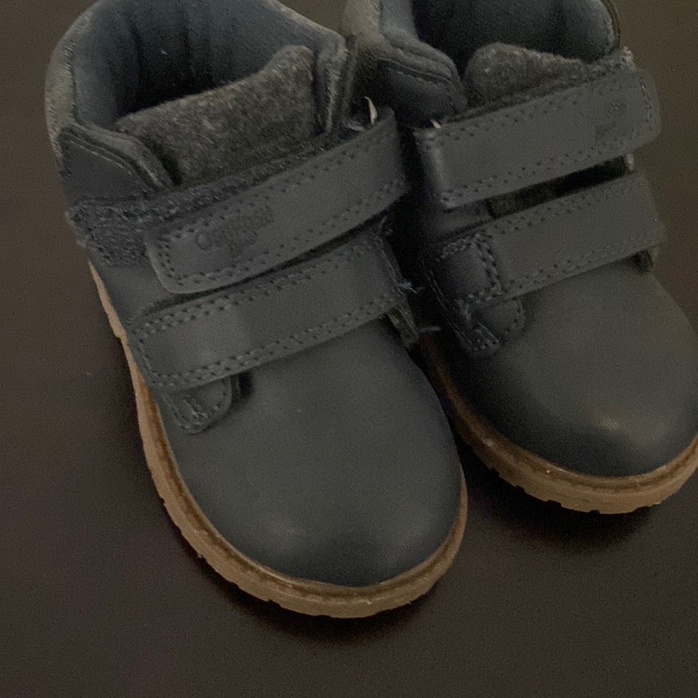 Oshkosh shoes